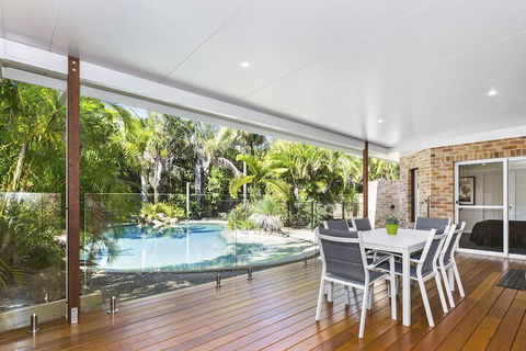 Fairlight Tweed Coast Holidays  - Sunshine Coast Guide 5