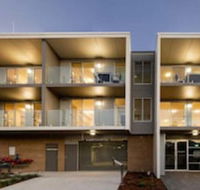 Hamilton Executive Apartments - Sunshine Coast Guide