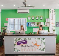 Mad Monkey Backpackers Central - Sunshine Coast Guide