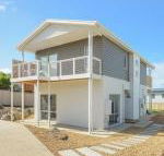 Boomer Beach Retreat Pet Friendly WiFi - Sunshine Coast Guide
