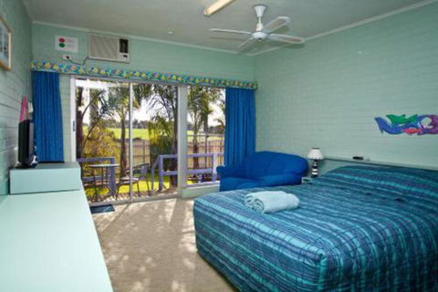 Inverloch Motel - Sunshine Coast Guide 6