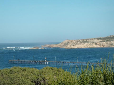 Elliston Waterloo Bay Tourist Park - Sunshine Coast Guide 6