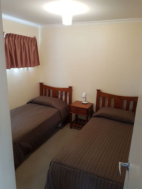 Wallaroo Holiday Park - Sunshine Coast Guide 4