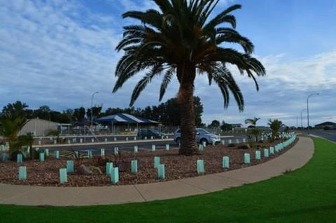 Wallaroo Holiday Park - Sunshine Coast Guide 0