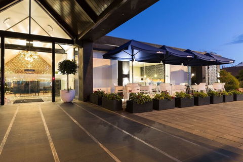 Ellen Hotel - Sunshine Coast Guide 7