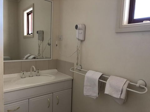 Outback Quarters - Sunshine Coast Guide 6