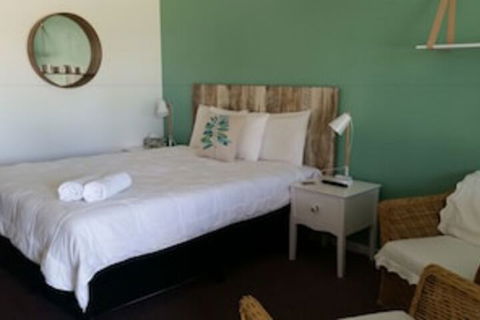 Karuah Gardens Motel - Sunshine Coast Guide 0