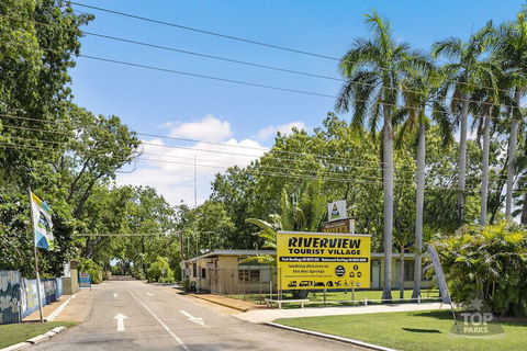 Riverview Tourist Village - Sunshine Coast Guide 2