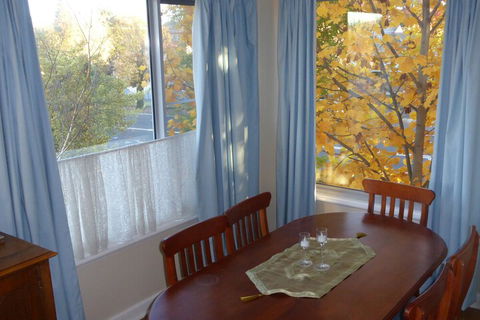A Colourcity Apartments - Sunshine Coast Guide 7