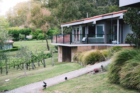 Araluen Boutique Accommodation - Sunshine Coast Guide 3