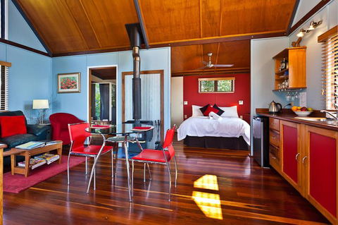 Rosebrook Cottages - Sunshine Coast Guide 6