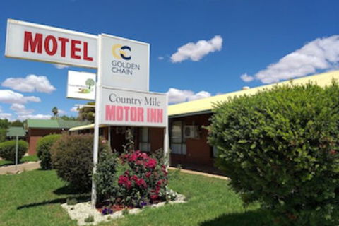 Country Mile Motor Inn - Sunshine Coast Guide 0