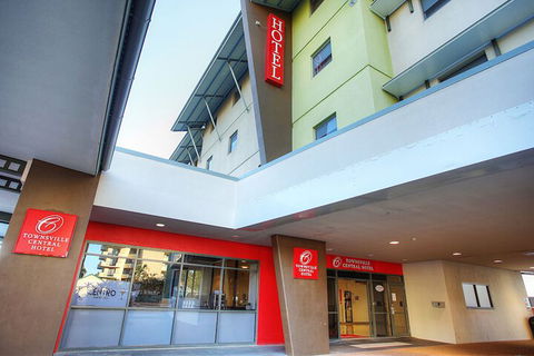 Townsville Central Hotel - Sunshine Coast Guide 6