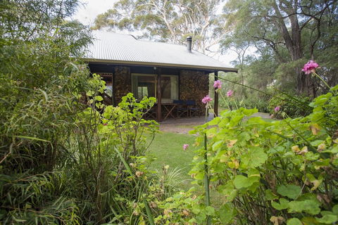 William Bay Cottages - Sunshine Coast Guide 2