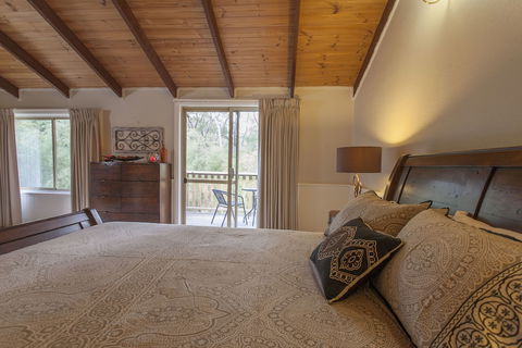 William Bay Cottages - Sunshine Coast Guide 1