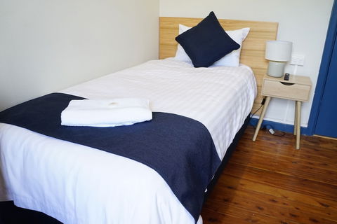 Gunnedah Hotel - Sunshine Coast Guide 5