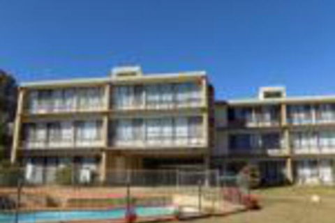 Kirwan Apartments 5 - Sunshine Coast Guide 0