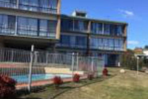 Kirwan Apartments 49 - Sunshine Coast Guide 0