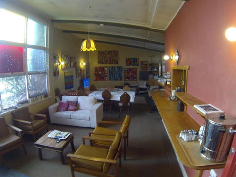 Bunkhouse Motel - Sunshine Coast Guide 1
