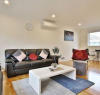Ivy Units Glen Waverley - Sunshine Coast Guide