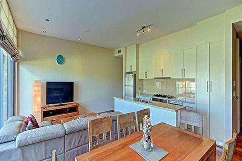 Aqua Viva 2 - Sunshine Coast Guide 4