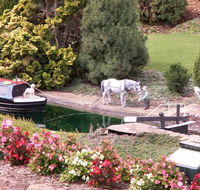Ivy  Roses Boutique Apartments - Sunshine Coast Guide