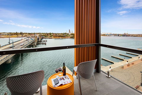 Quest Port Adelaide - Sunshine Coast Guide 4