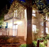 Aldgate Creek Cottage Bed  Breakfast - Sunshine Coast Guide
