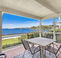 Tuscan Waterfront 1/213 Soldiers Point Road - Sunshine Coast Guide
