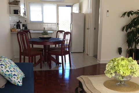Applecross Village Apartment - Sunshine Coast Guide 7