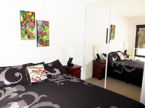 The Reserve Apartment - Sunshine Coast Guide 6