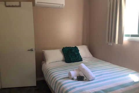 Colac Colac Caravan Park - Sunshine Coast Guide 4