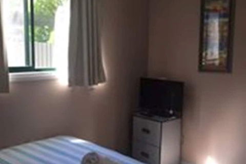 Colac Colac Caravan Park - Sunshine Coast Guide 3