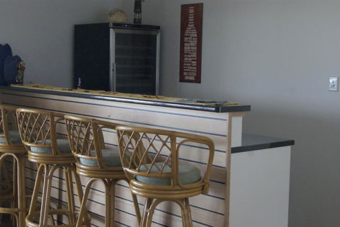 Taits Place Vineyard B & B - Sunshine Coast Guide 6