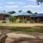Tooleybuc River Retreat Villas - Sunshine Coast Guide 0