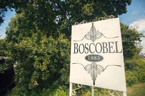 Boscobel Of Tasmania - Sunshine Coast Guide 2