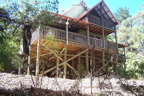 Tall Timbers At Youngs - Sunshine Coast Guide 7