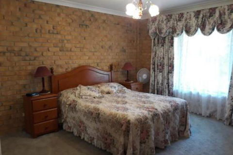 Acacia Apartments - Sunshine Coast Guide 3