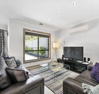 MG Apartment - Sunshine Coast Guide
