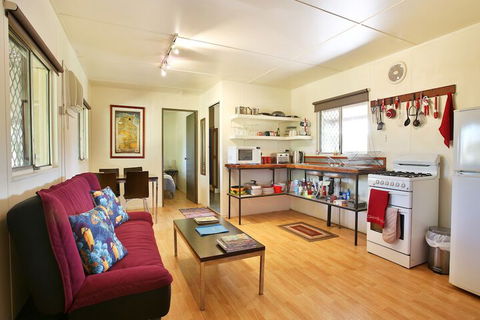 Berry Creek Bush Retreat - Sunshine Coast Guide 7