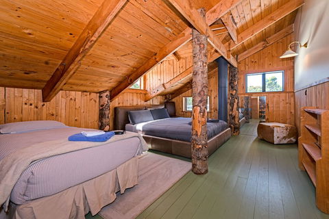 Bruny Island Lodge - Sunshine Coast Guide 6