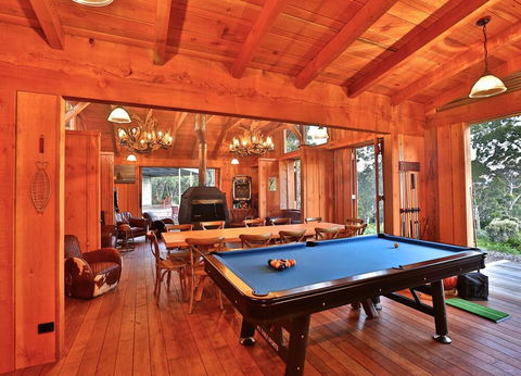 Bruny Island Lodge - Sunshine Coast Guide 3