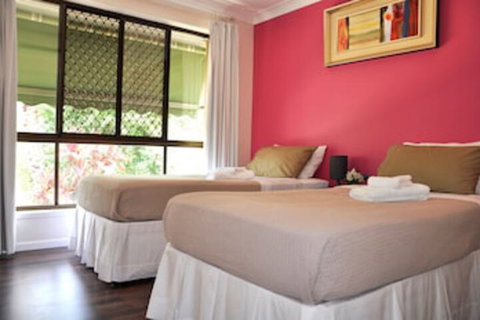 TL Warmest Homestay - Sunshine Coast Guide 0