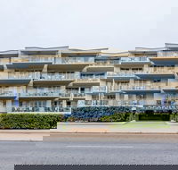 The White Pearl Penthouse - Sunshine Coast Guide
