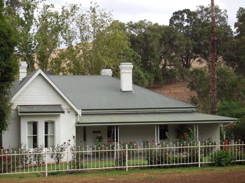 Woodlands Of Bridgetown B & B - Sunshine Coast Guide 3
