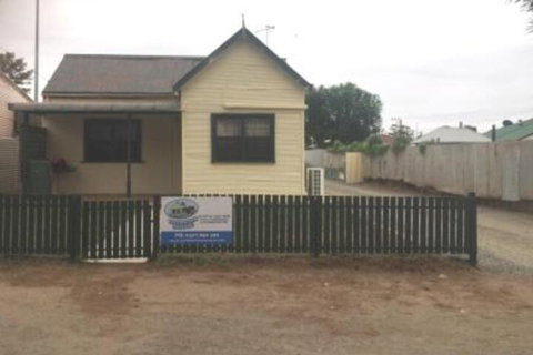 Thornton House - Sunshine Coast Guide 0