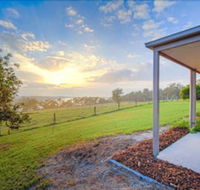 Lakeview - Sunshine Coast Guide