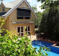 Jacaranda Lodge BB - Sunshine Coast Guide