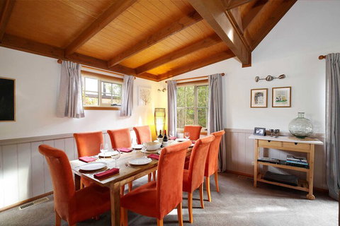 The Lodge Blackheath - Sunshine Coast Guide 7