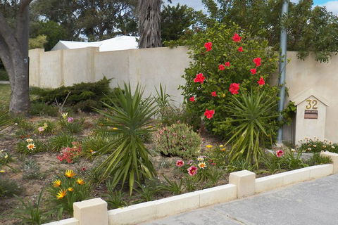 The Spanish Lodge And B&B - Sunshine Coast Guide 7
